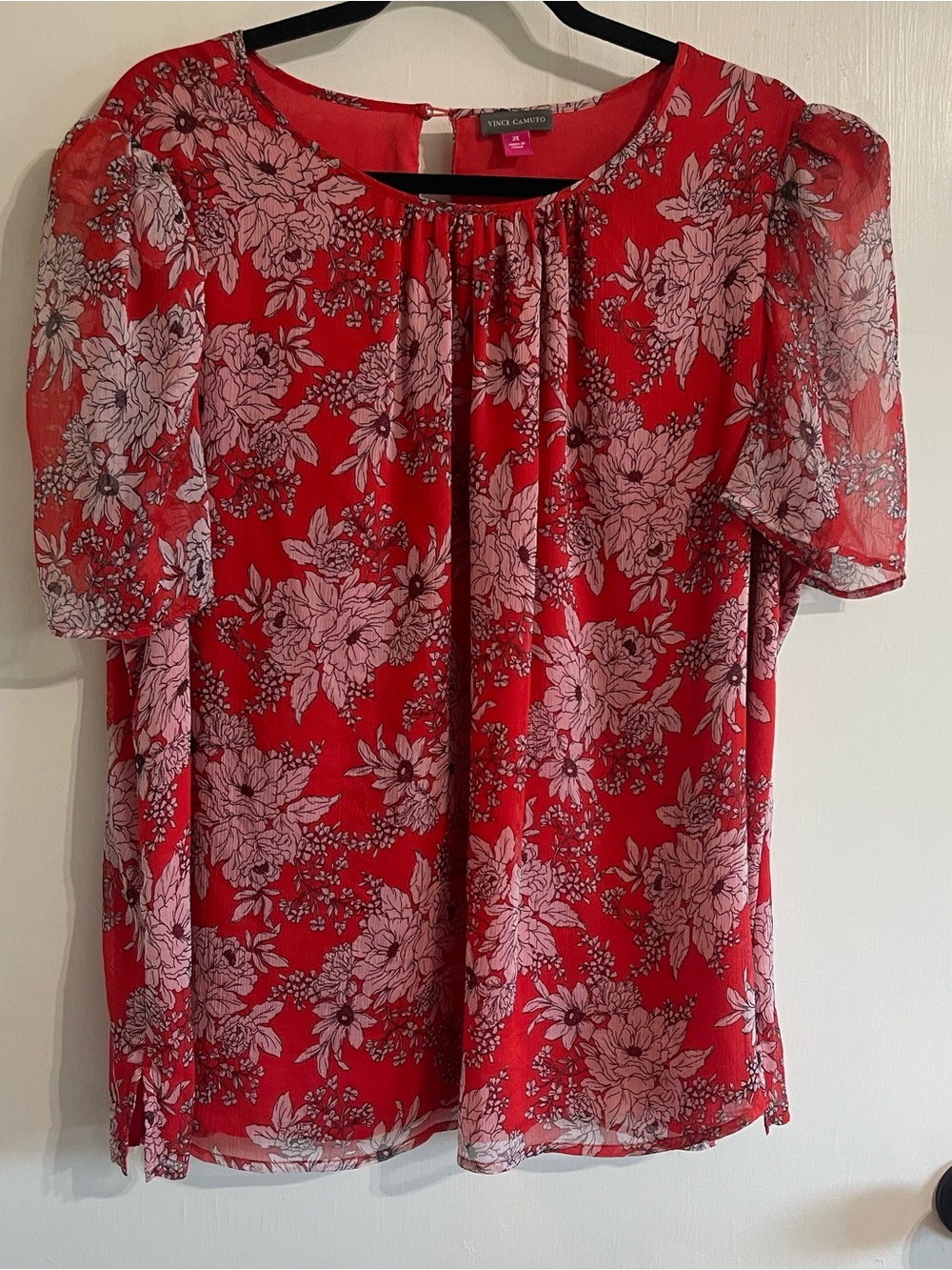 Vince Camuto Red Floral Puff Sleeve Blouse